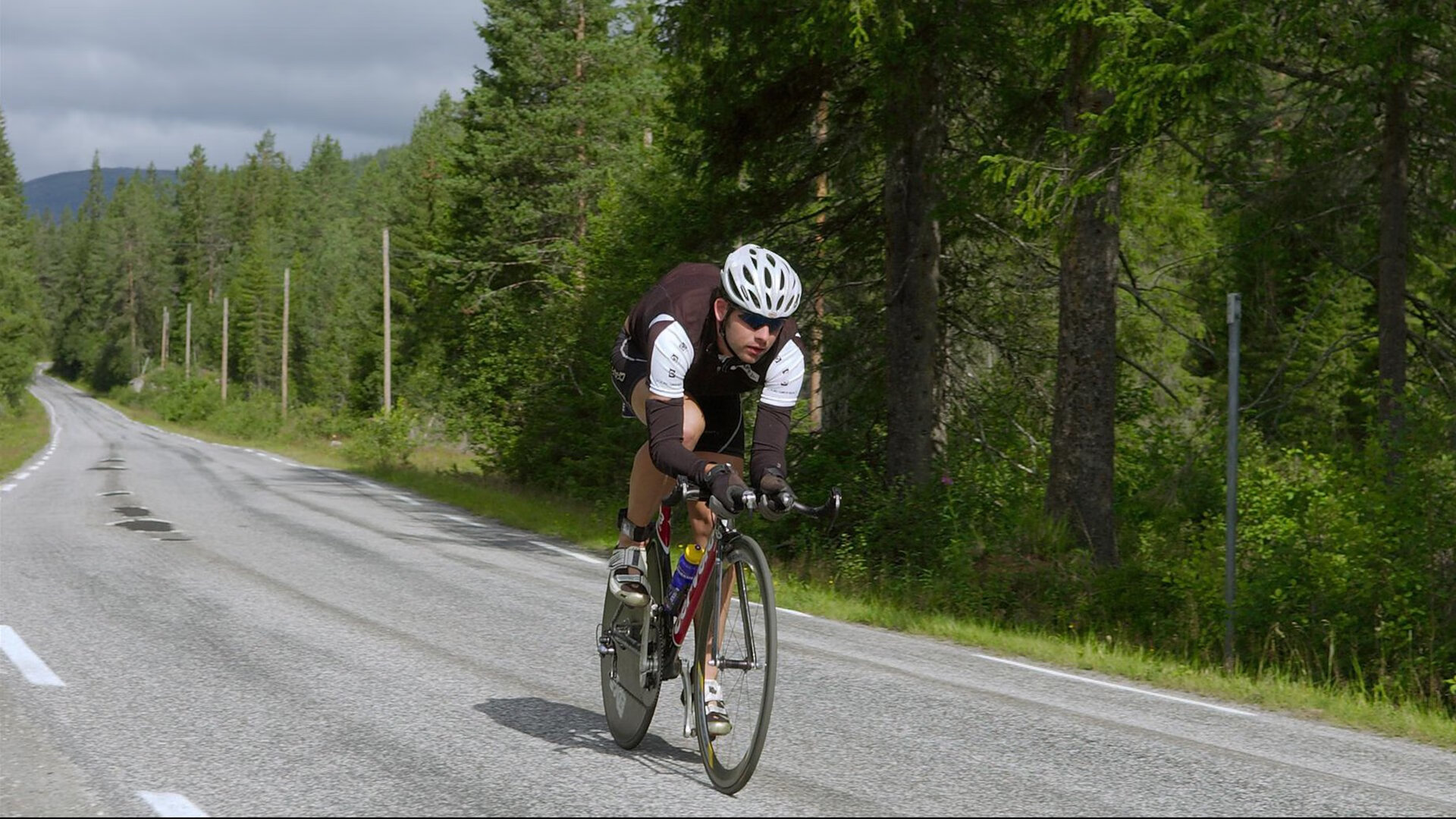 倒三角布局带来控场优势,倒三角战术解析