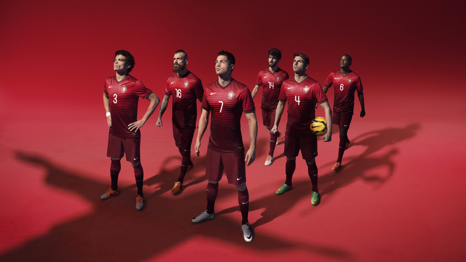 搏击赛场竞争激烈运动精神展现，搏击比赛现场