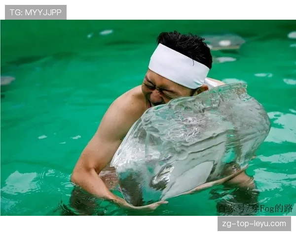 冰浴的痛苦：夺冠庆祝后在冰水里泡着，冰浴是什么意思